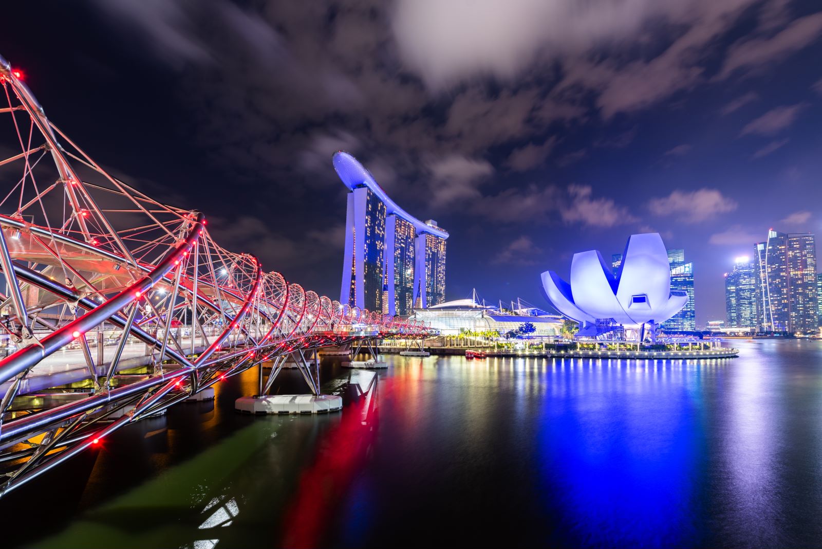新加坡夜场招聘工作情况是怎么样？